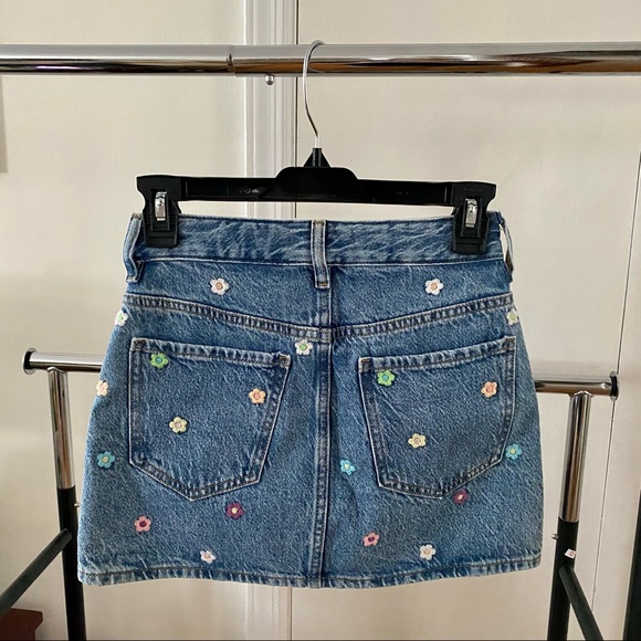 Embroidered Floral Skirt - Picture 6 of 11